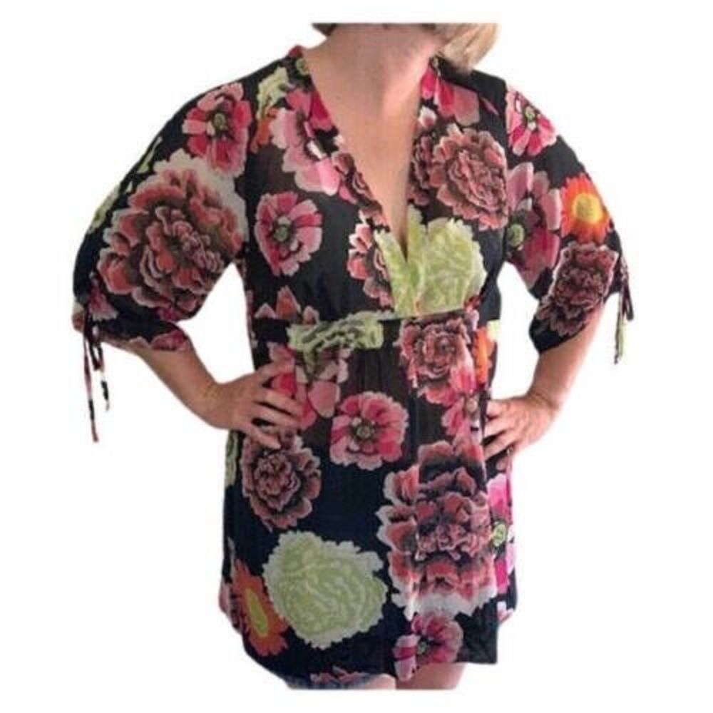 CAbi S Tunic Top Blouse Black Pink Bold Floral Deep V Neck 3/4 Sleeve Style 400 - Picture 2 of 7